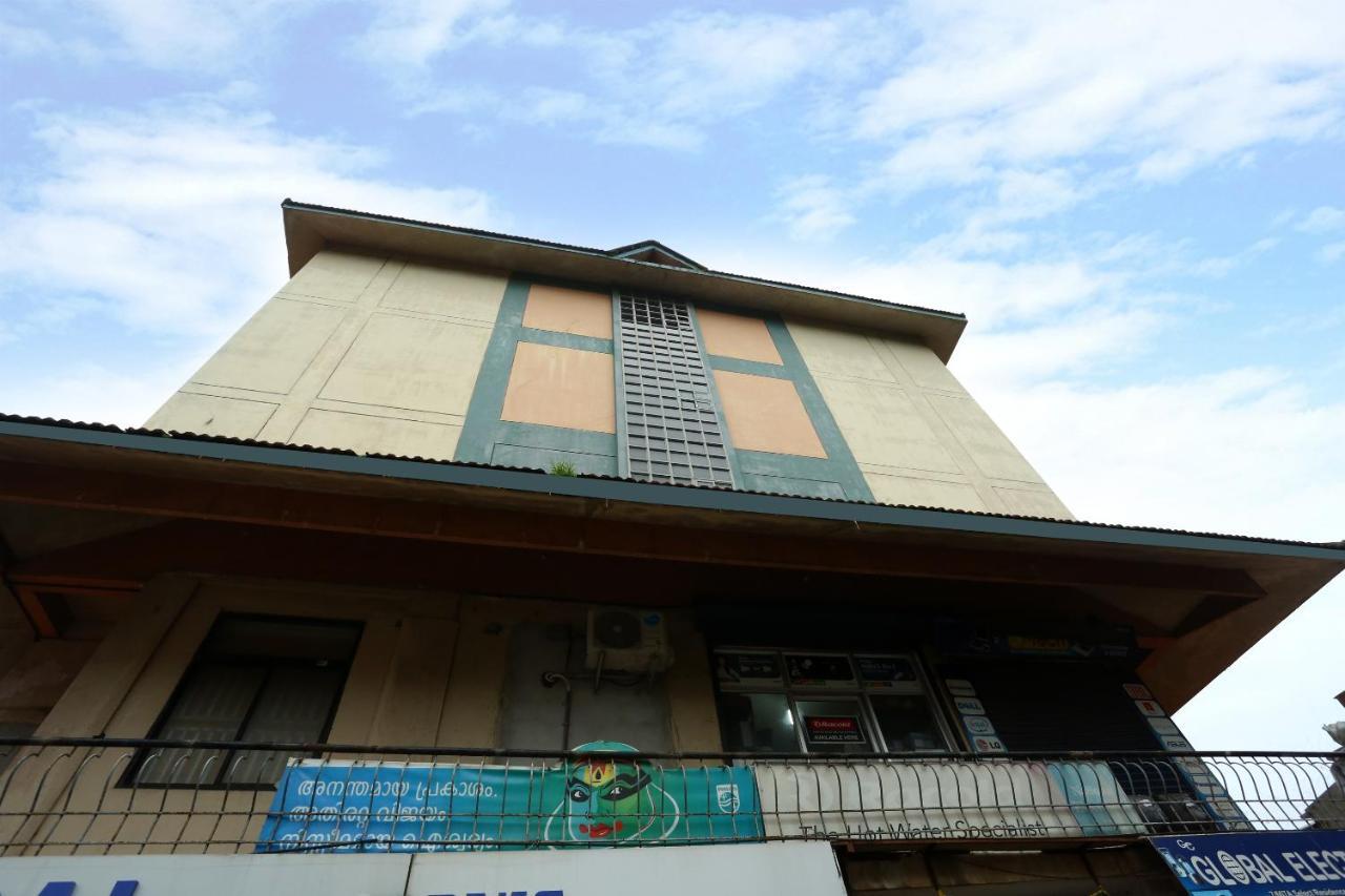 Oyo 15190 Select Residency Hotel Calicut Eksteriør billede