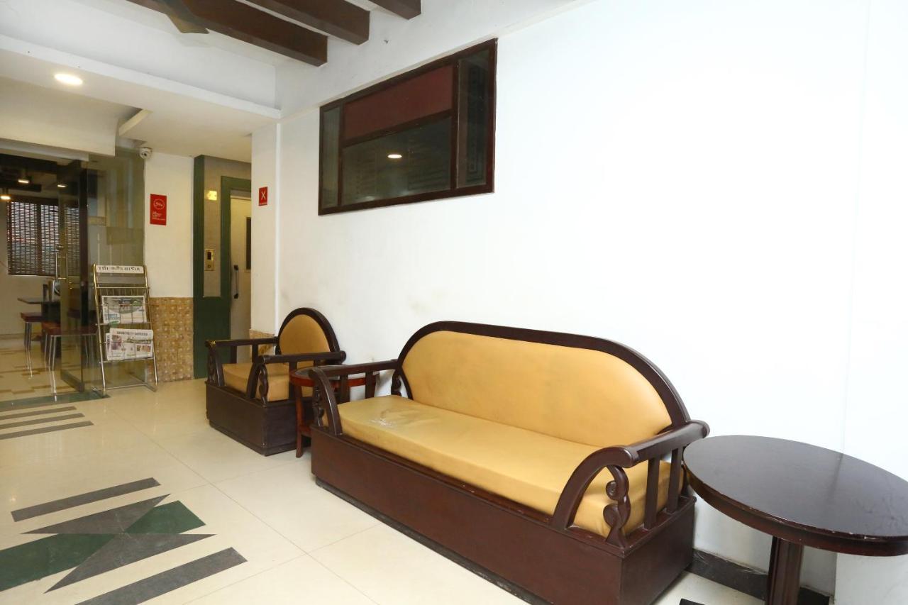 Oyo 15190 Select Residency Hotel Calicut Eksteriør billede